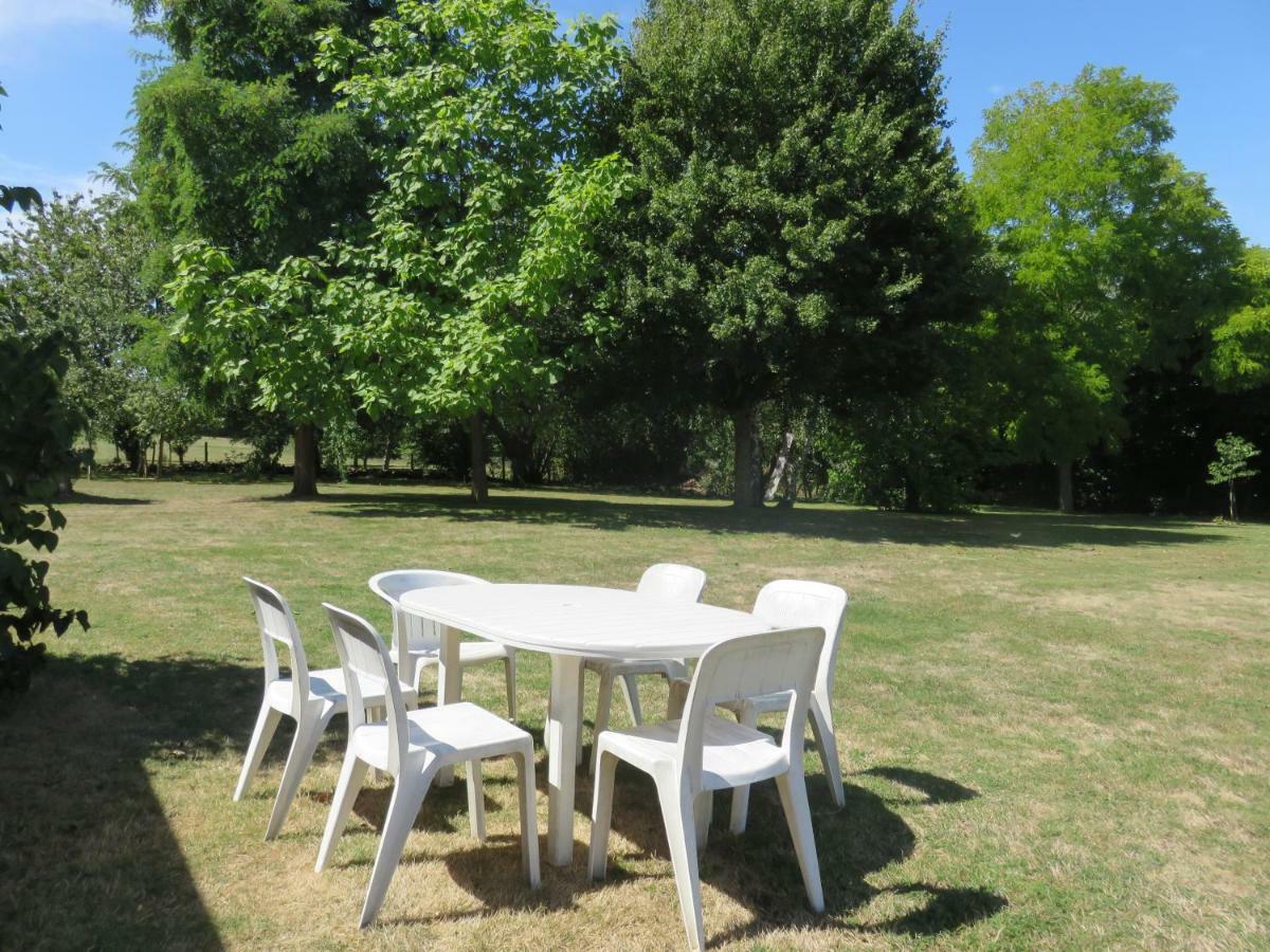 Gite Des Basses Touches Villa Moitron-sur-Sarthe Екстериор снимка
